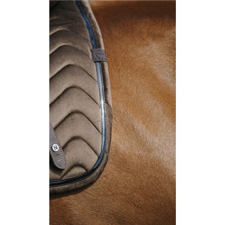 Tapis de selle EQUITHÈME "Glossy"