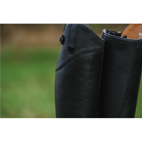 EQUITHeME „New Primera“